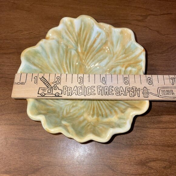 Vtg Light Green 2.5 X 6 Inch Ceramic Cabbage Dip/Condiment Bowl Signed - Picture 11 of 11